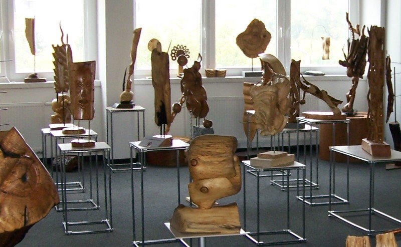 Galerie Holzwege des Künstlers OhnMächtig 
