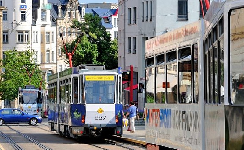 Mit der Straßenbahn zum 